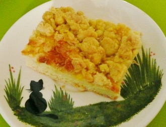 Streuselkuchen mit Mandelfüllung