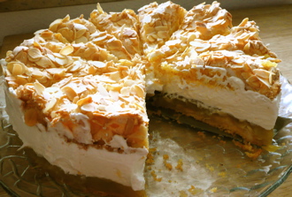 Rhabarber-Sahne-Torte